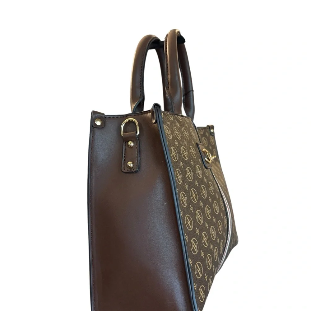 NEW‎ Adrienne Vittadini Signature Sport Collection Satchel Monogram Chocolate